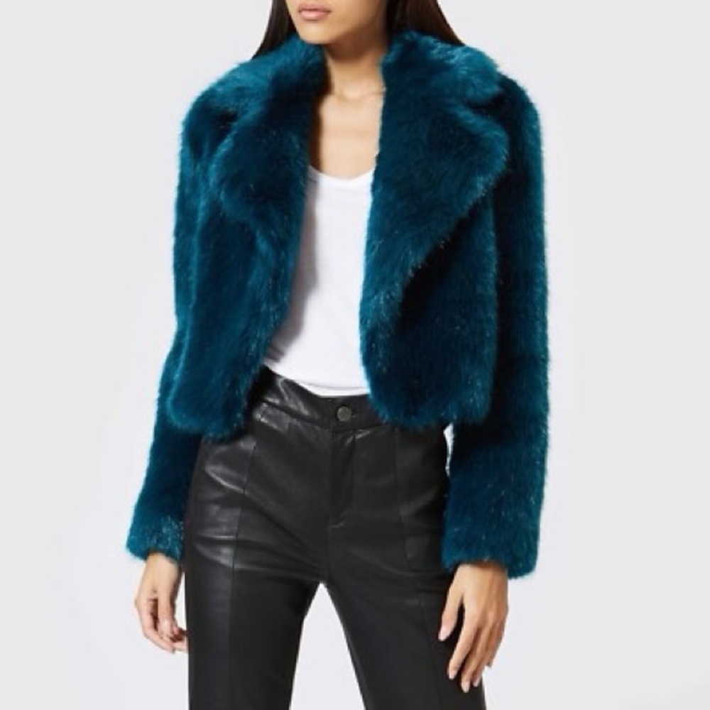 Michael Kors luxurious faux fur cropped jacket